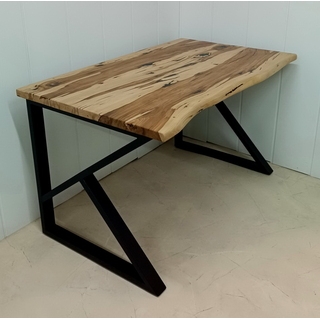 В НАЛИЧИИ стол из МАССИВА ЯБЛОНИ на цельносварной раме в размере 1300*800мм и 1000*650мм. В НАЛИЧИИ стол из МАССИВА ЯБЛОНИ на цельносварной раме в размере 1300*800мм и 1000*650мм.